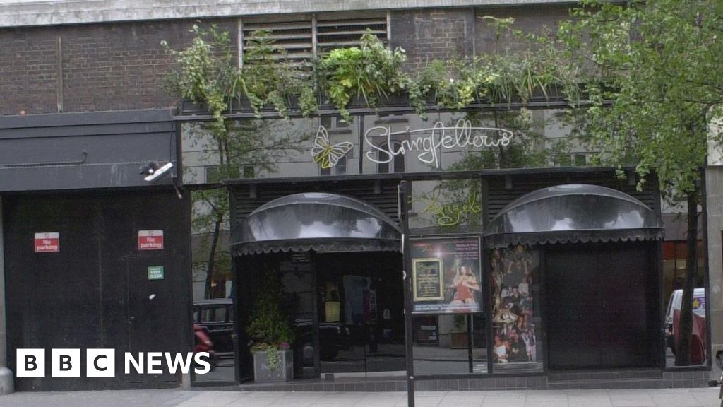 Strip club Stringfellows bid for new Mayfair site