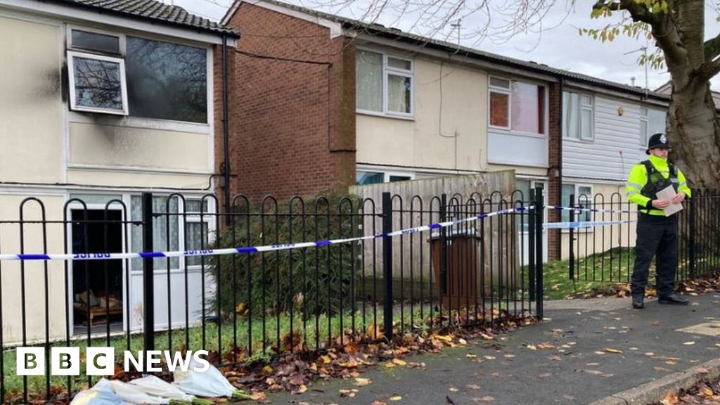 Nottingham Murder arrest as children, three and one, die in flat fire