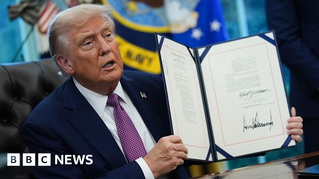 Trump to punish countries that unjustly detain US citizens thumbnail