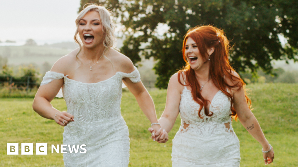 bbc.co.uk - Holly Harrison - Boxing champion Lauren Price marries partner in Monmouthsire wedding