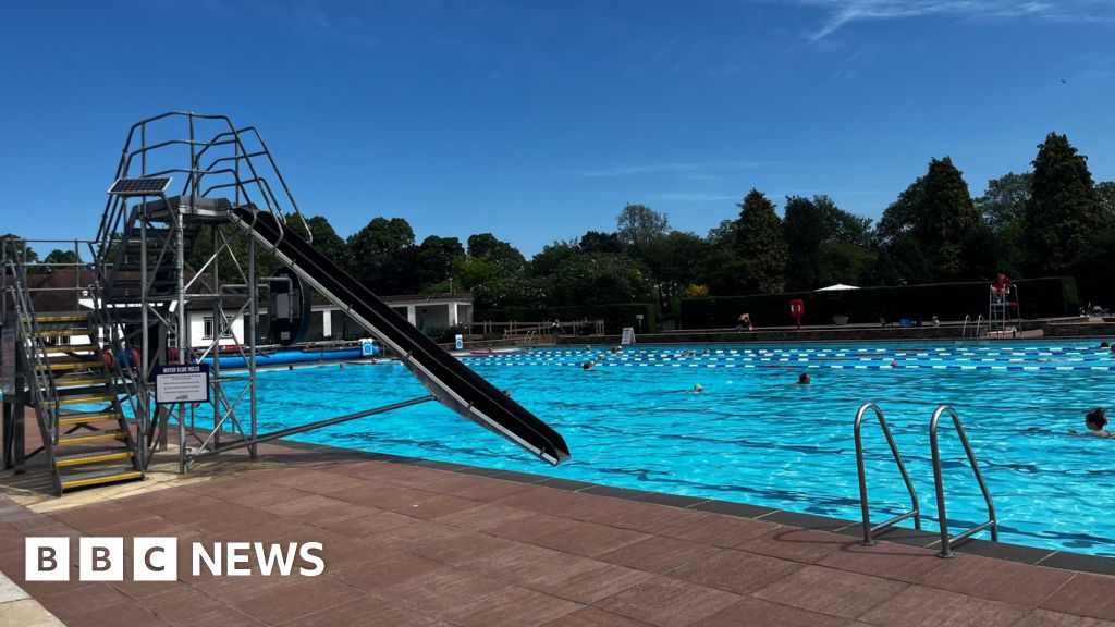 bbc.co.uk - Maisie Lillywhite - Cheltenham Lido to offer 2p entry after lease extended until 2120