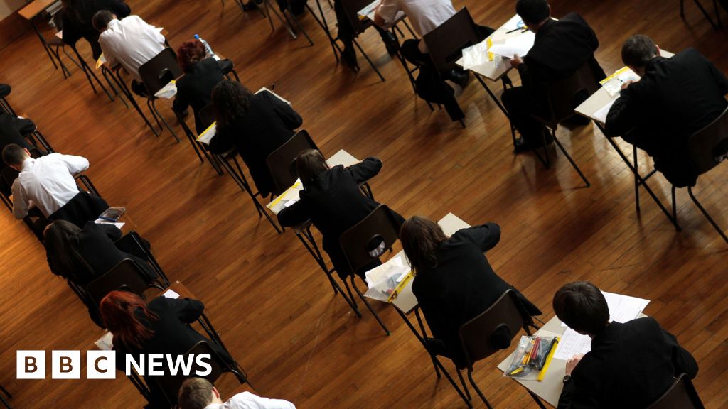 Ucas scraps personal statements for university admissions