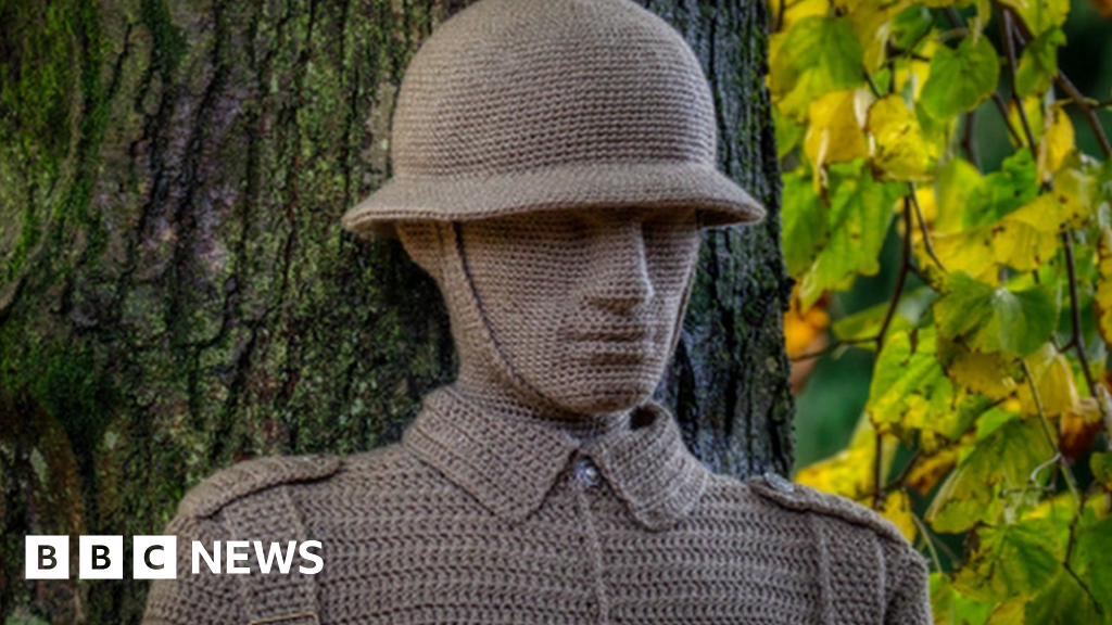 Ilkeston: Woman crochets 6ft soldier to mark Remembrance Day