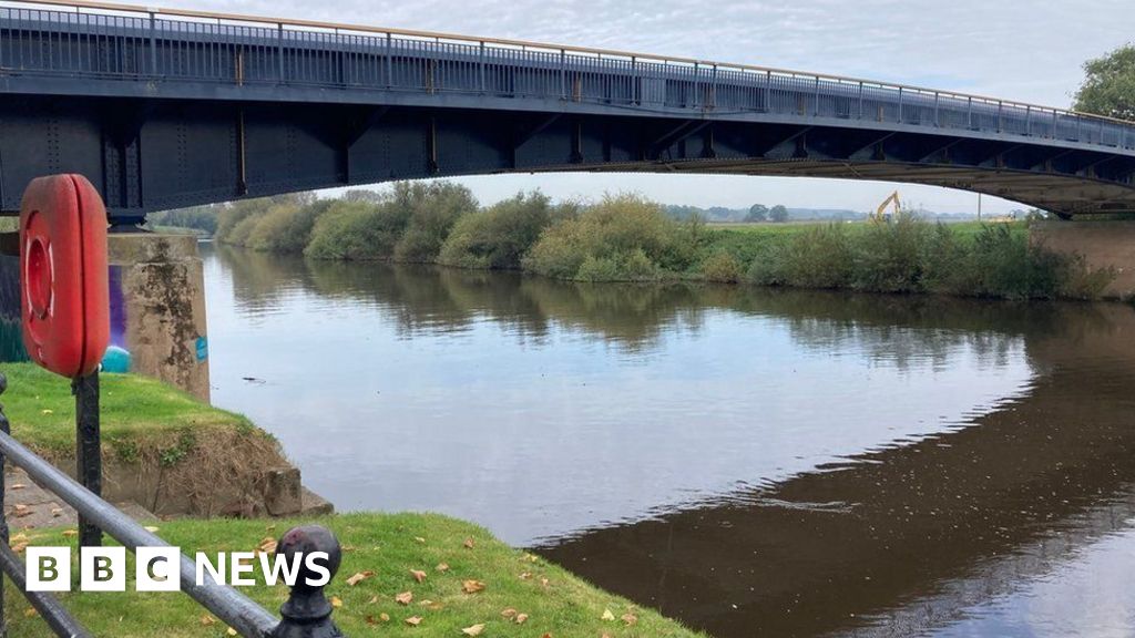 Body found in river after search for missing man in UptononSevern