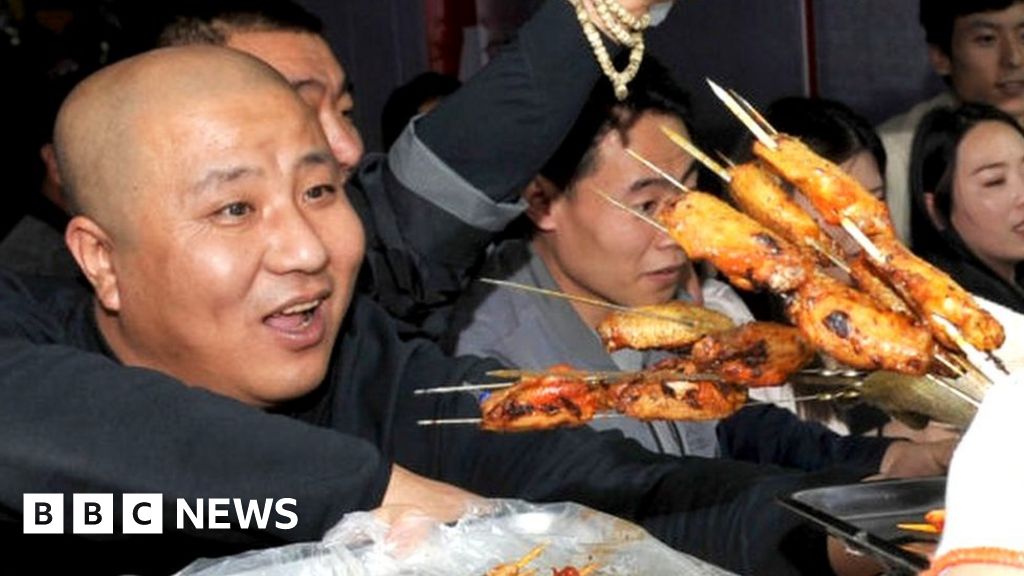 Zibo barbecue: Millions bring sudden fame to industrial Chinese city