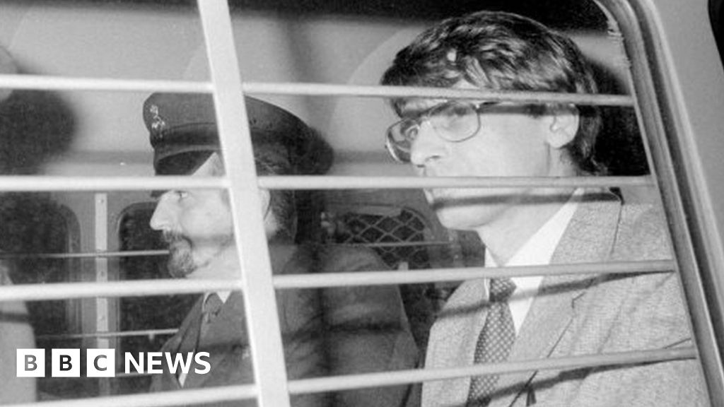 Dennis Nilsen: Serial killer died in 'excruciating pain'