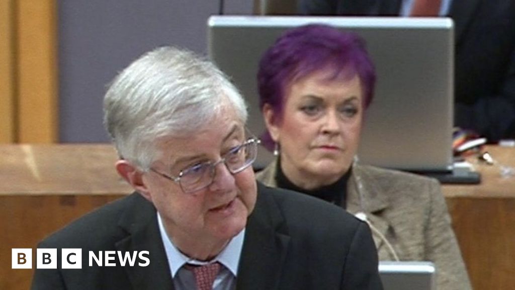 WRU sexism row: Mark Drakeford launches probe into minister's comments
