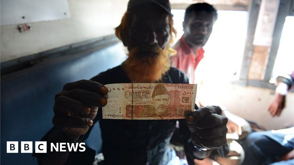 Pakistan Senate Proposes Scrapping 5 000 Rupee Note Bbc News