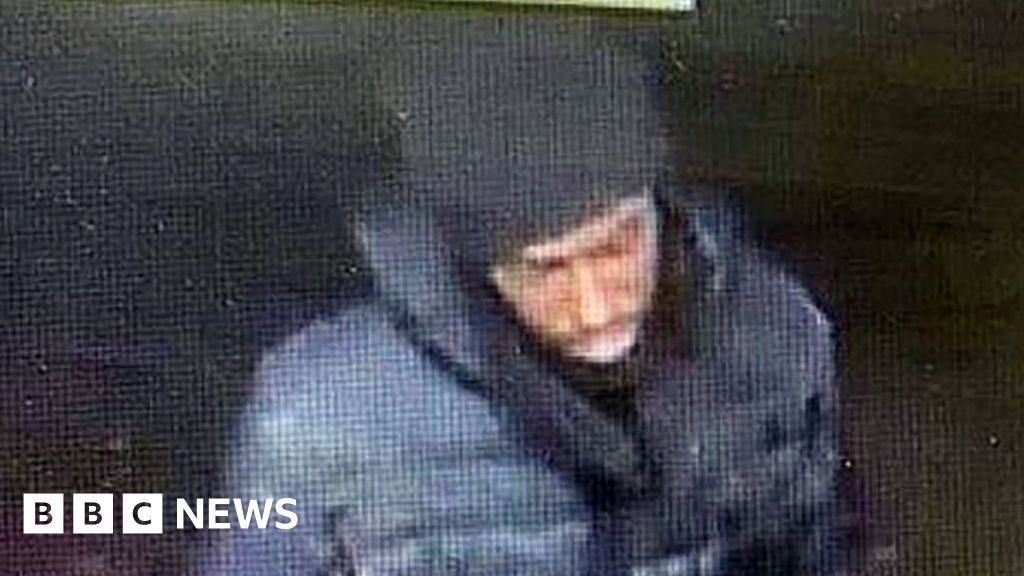 West Hampstead anti-Semitic assault: Police issue CCTV after man attacked during Hanukkah