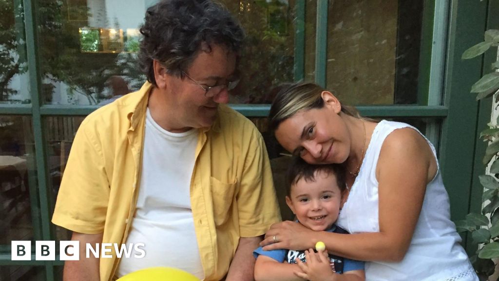 bbc.co.uk - Jonathan Geddes - Music inspired by lost toddler son helped ease songwriter's grief - BBC News