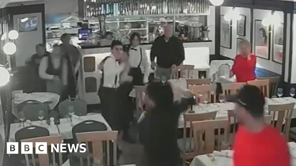 St Leonards Restaurant staff injured in alleged ‘dine and dash’ BBC News