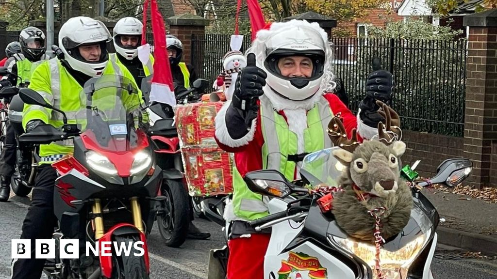 Hundreds of bikers join annual Reading Toy Run