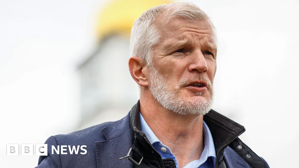 PM needs to make 'bold' decisions on defence spending, says Carns
