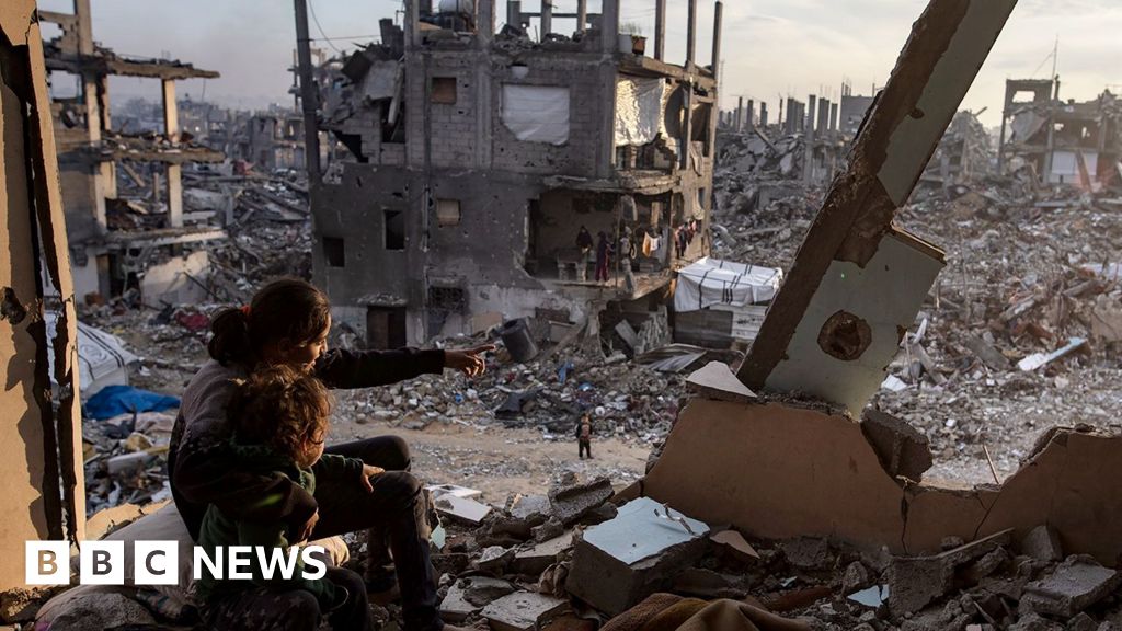 Gaza: Confusion and mistrust hang over efforts to save ceasefire