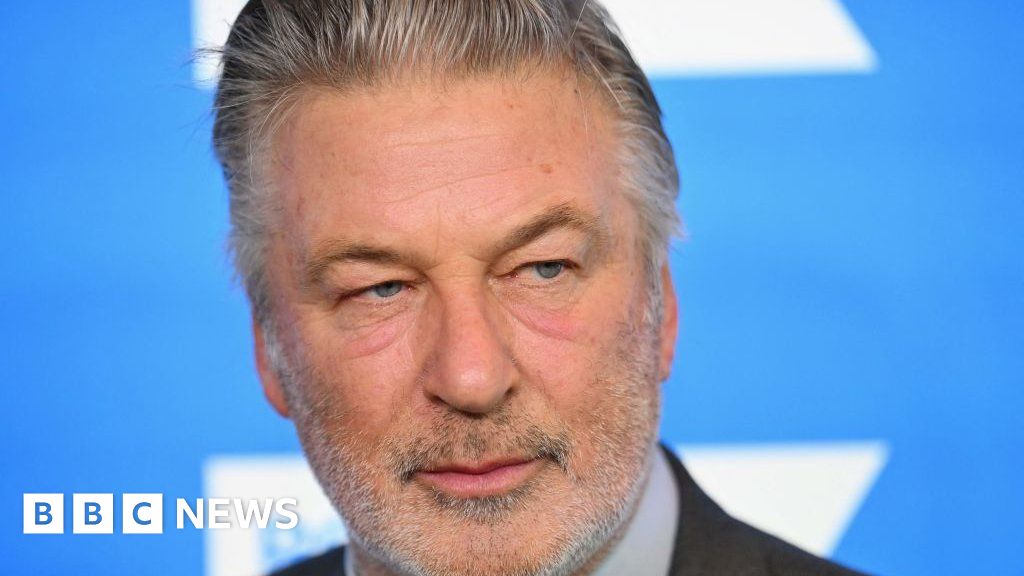 Alec Baldwin: Halyna Hutchins' family to proceed with civil lawsuit