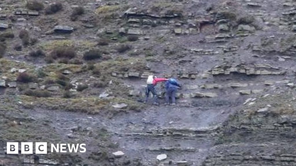 Mam Tor: Man rescued after getting stuck on Peak District hill face ...