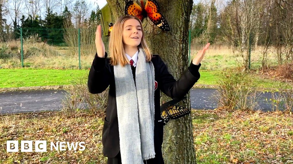 Carol in sign language spreads festive cheer