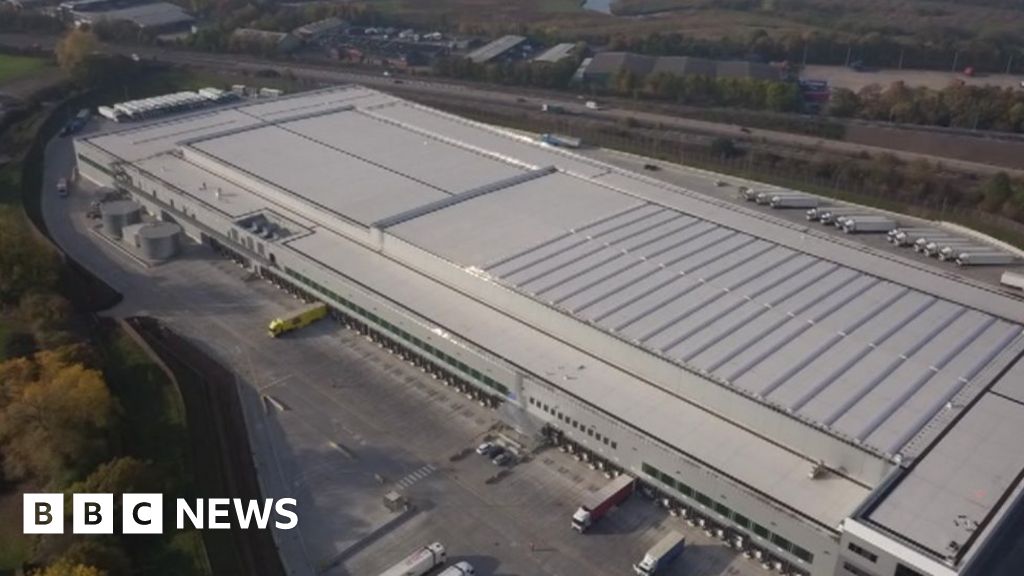 New Southampton Lidl warehouse 'creates 400 jobs' BBC News