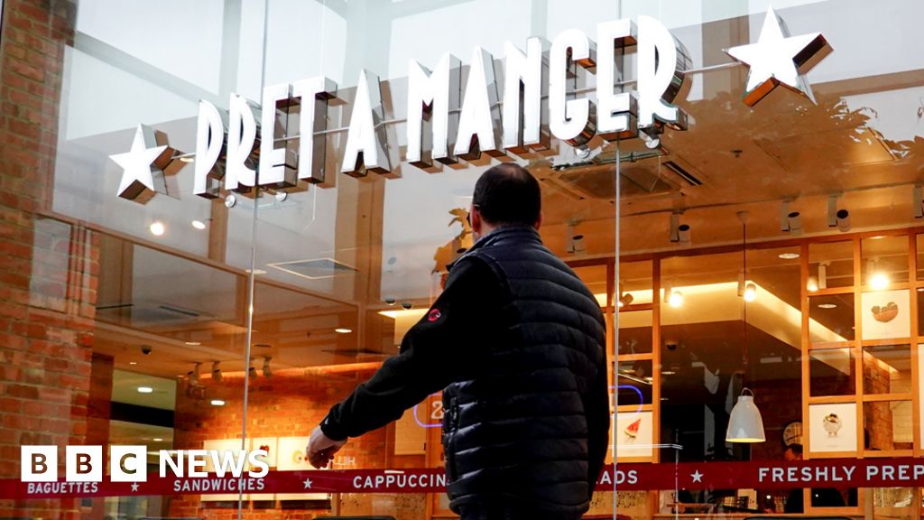 Pret A Manger customers complain over drinks subscription deal