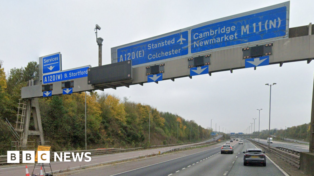 M11 Motorway Closed Both Directions After Lorry Overturns Near Stansted