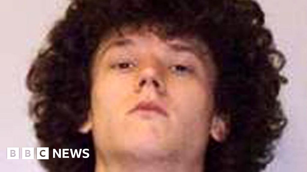 'Horrific' Aberdeen claw hammer attacker jailed for five years BBC News