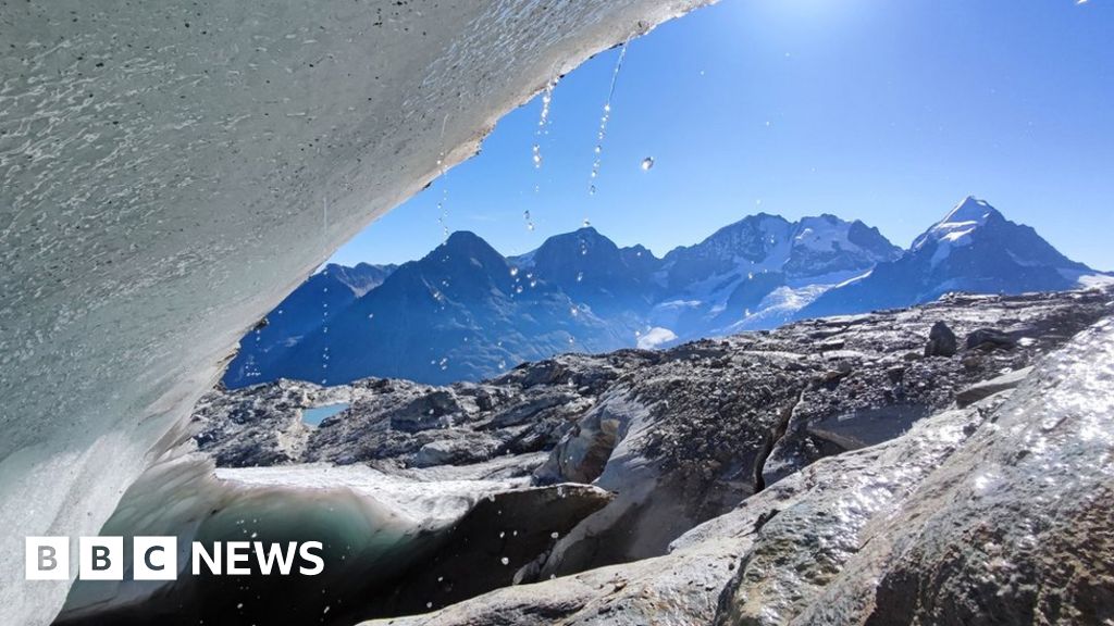 Švýcarské ledovce se za dva roky zmenšují o 10 %.
