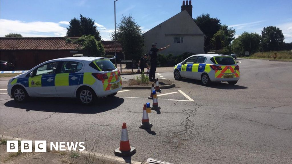 Harlow 'drive-by-shooting: man dies in the 50s