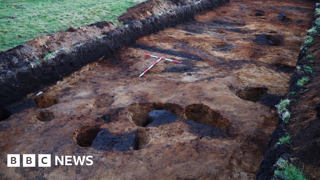 bbc.co.uk - Ancient Highland burial ground revealed during sewer construction