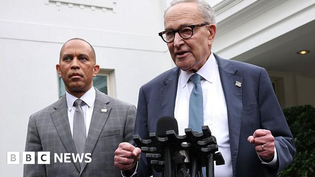 Trump and Democrats end meeting without a deal as US shutdown looms