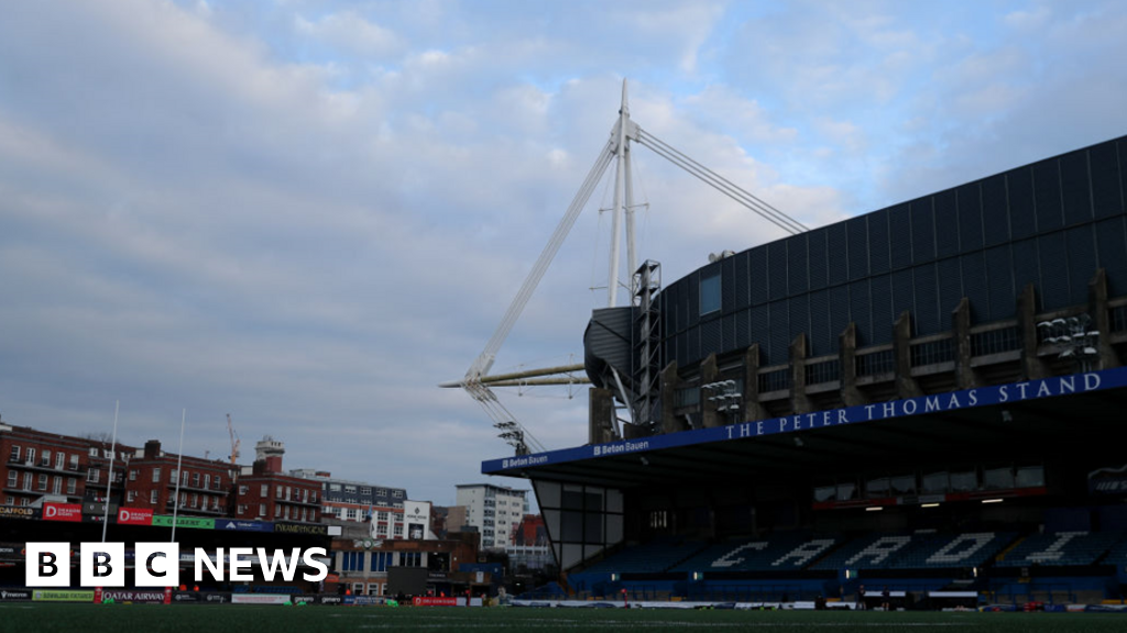 Fans 'shocked and gutted' as rugby club set for administration