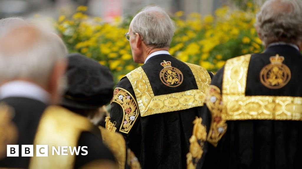 Scaling Back The Supreme Court - BBC News