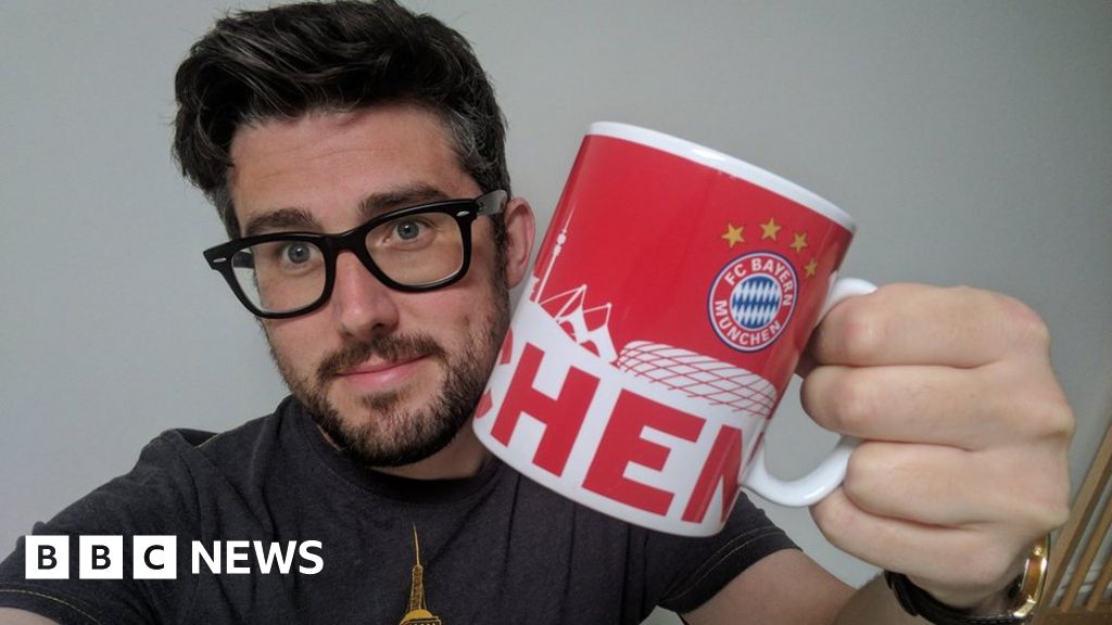 Bayern Munich replace English fan's 21-year-old mug