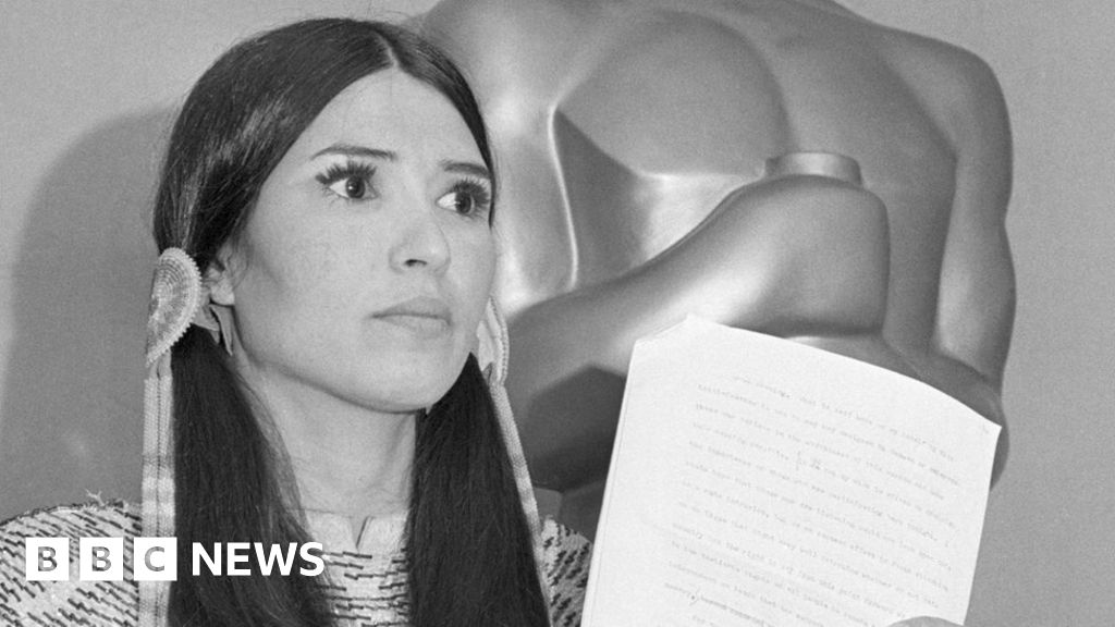 Sacheen Littlefeather: Oscars apologises to actress after 50 years