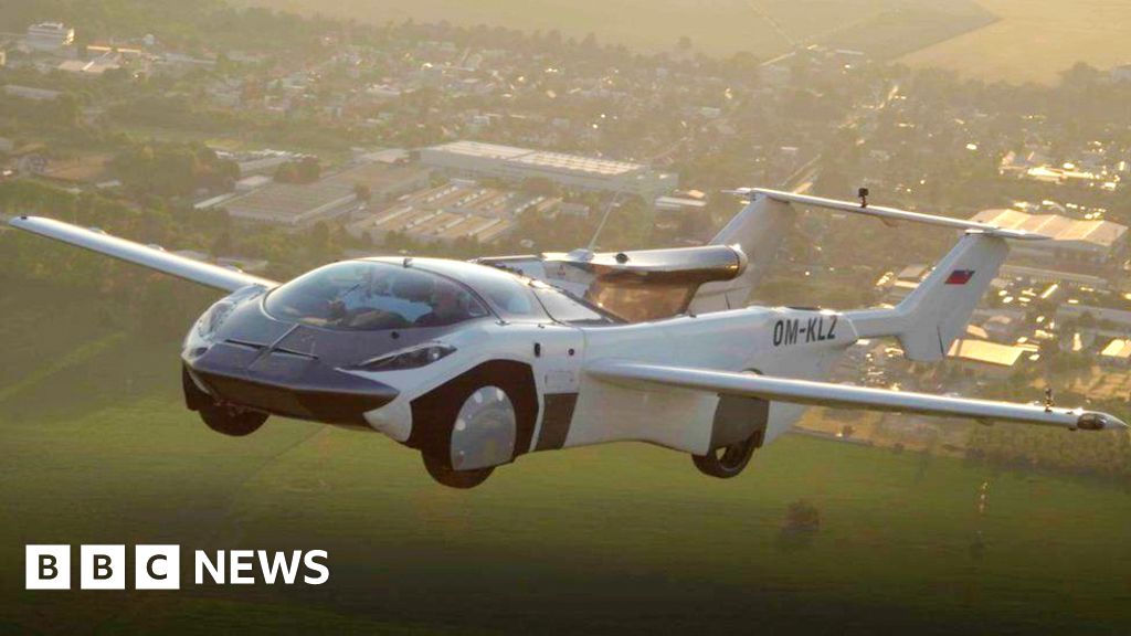 Flying car completes test flight between airports