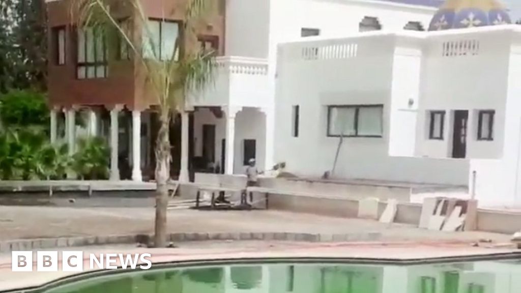 50 Cent Posts Video Of House In Africa Amid Bankruptcy Bbc News