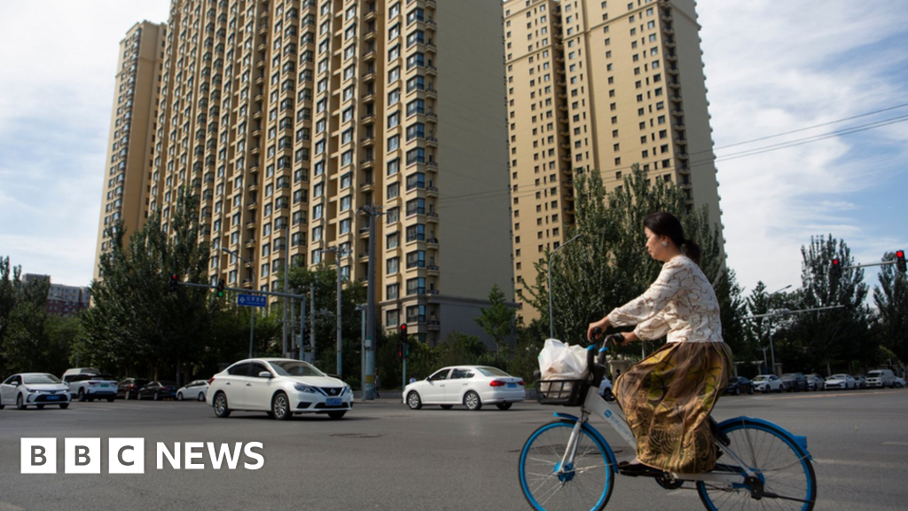 Evergrande: Разтревожените китайски купувачи на жилища се тресат от кризата
