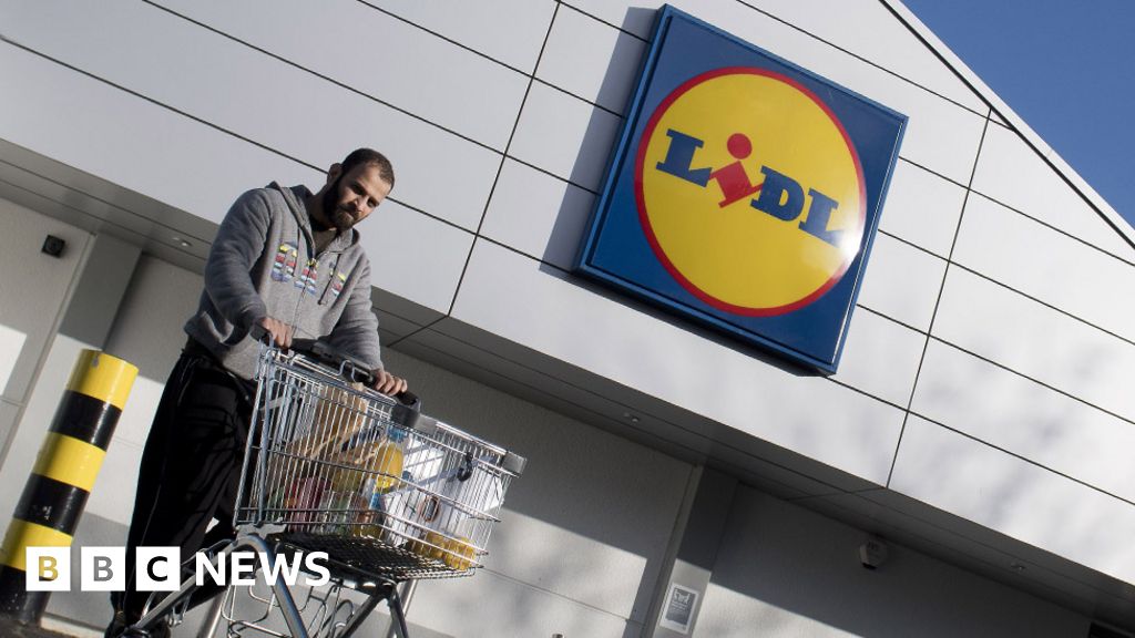 Lidl to UK's highestpaying supermarket BBC News