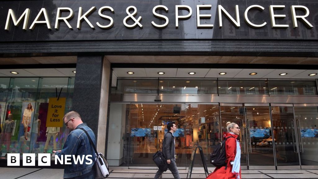 M&S to cut 7,000 jobs over next three months