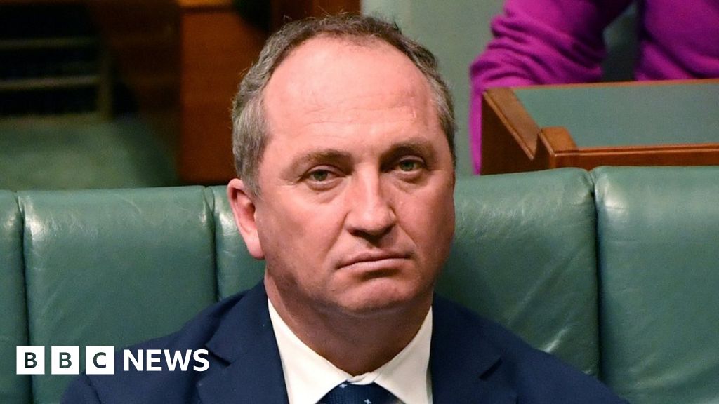 Barnaby Joyce Australia Pm Bans Ministers From Sex With Staff Bbc News