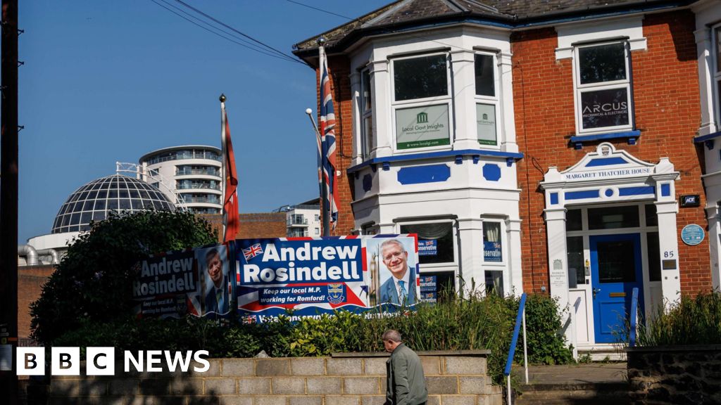 Romford Tories complain over Rosindell posters
