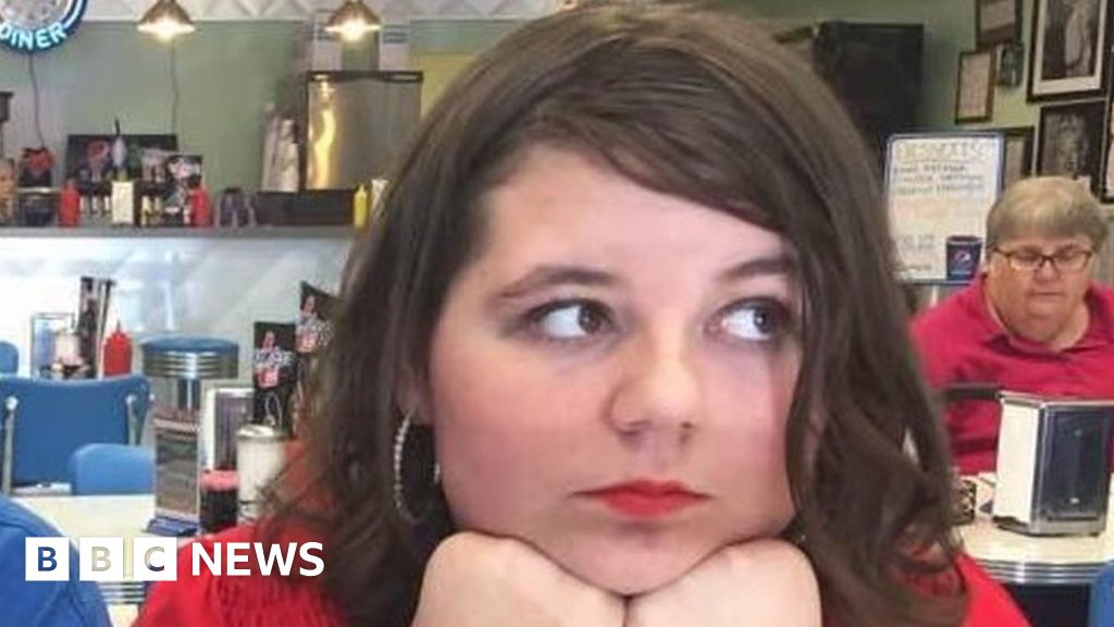 Tourettes teen leaves cinema after complaints she was too noisy