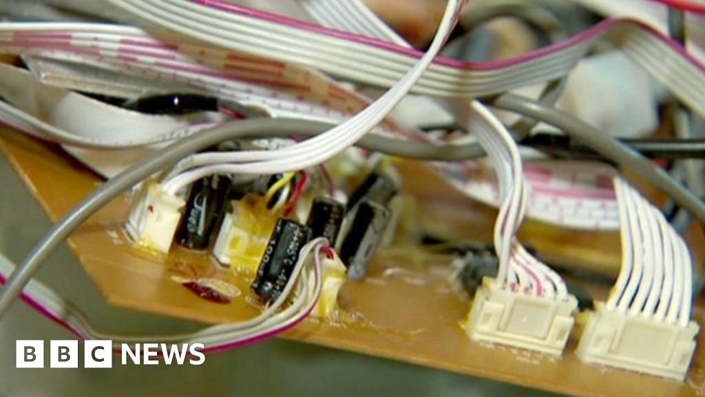 Texas teenager arrested after a homemade clock was mistaken for a bomb