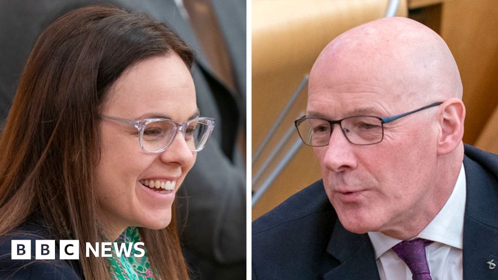 Kate Forbes and John Swinney hold talks about SNP leadership - BBC News