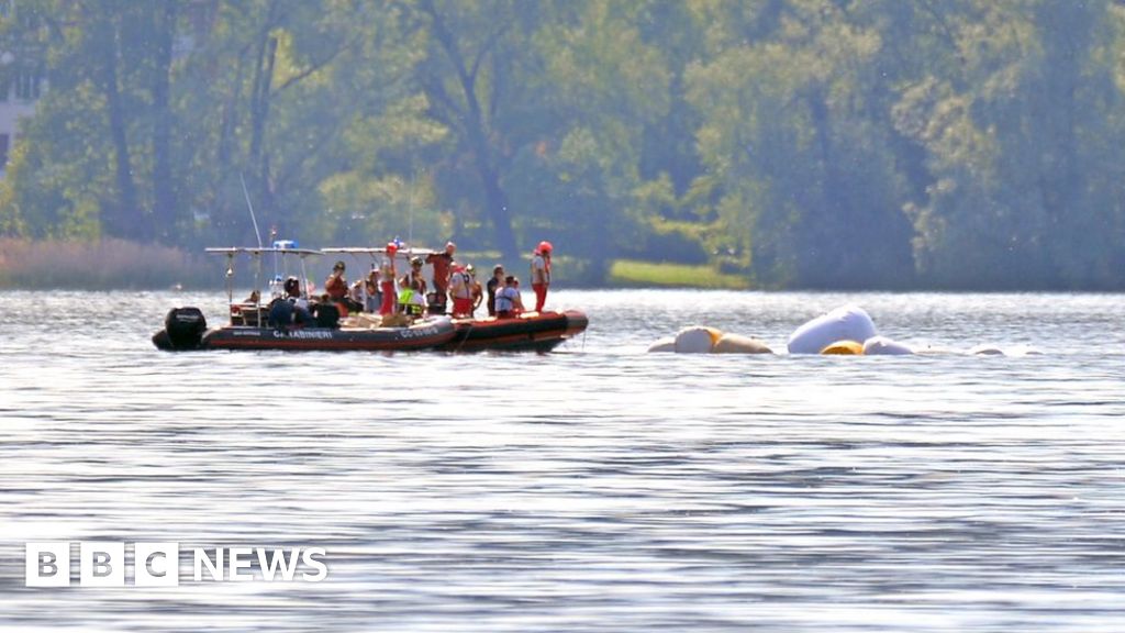 Italien: Agenten sterben, als ein Boot auf dem Lago Maggiore kentert