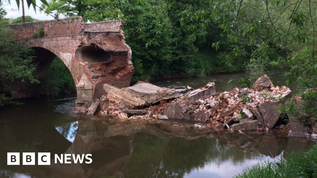 Eastham Bridge opens after listed crossing collapsed BBC News