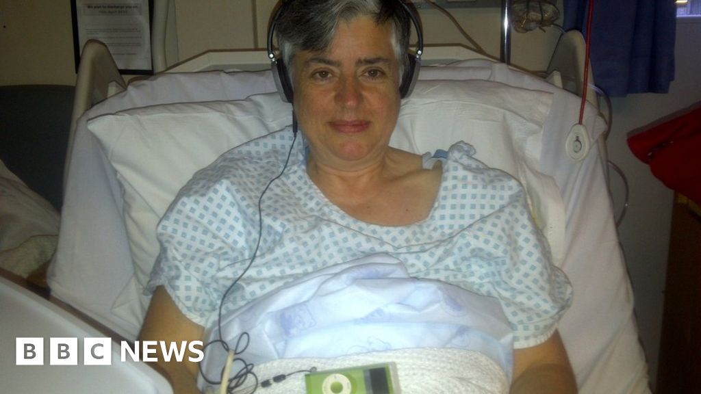 Music 'reduces pain and anxiety' for surgery patients BBC News