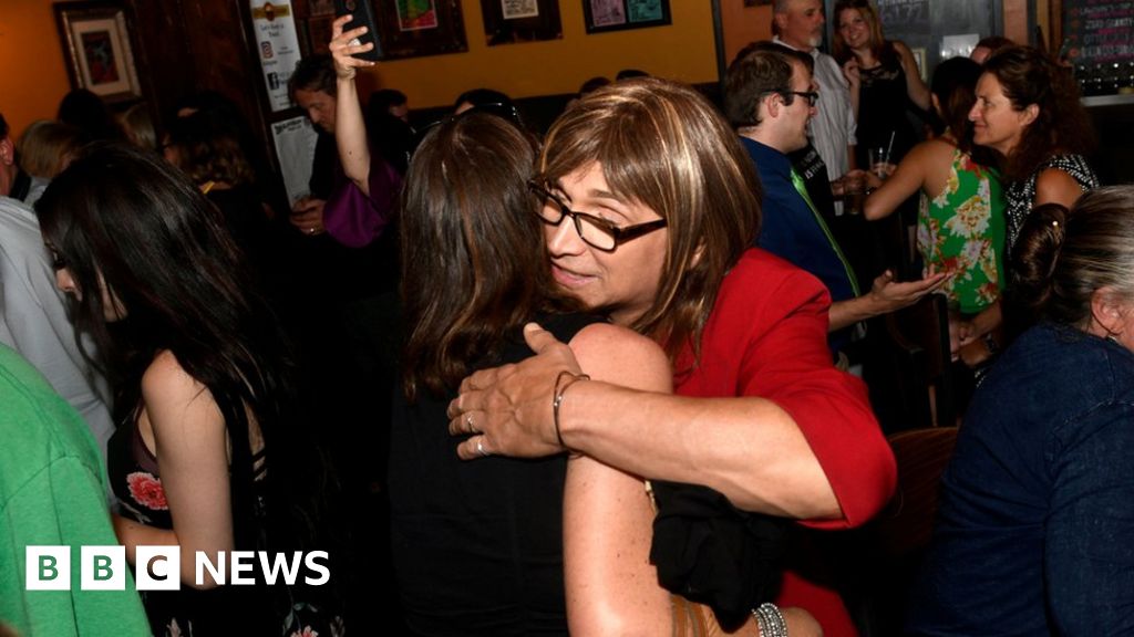Christine Hallquist First Transgender Governor Nominee Picked Bbc News 
