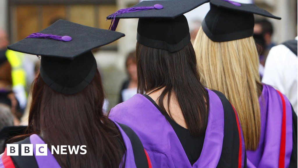 Pożyczki studenckie: najwyższe zadłużenie w Wielkiej Brytanii ujawniono na poziomie 231 000 funtów