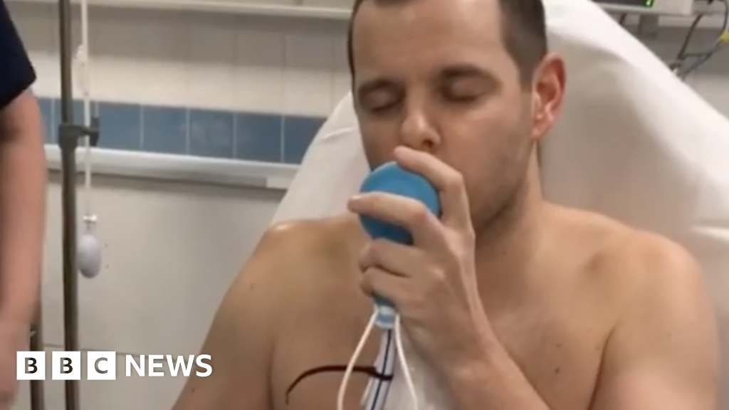 The Streets' Mike Skinner posts crowdsurfing injury film