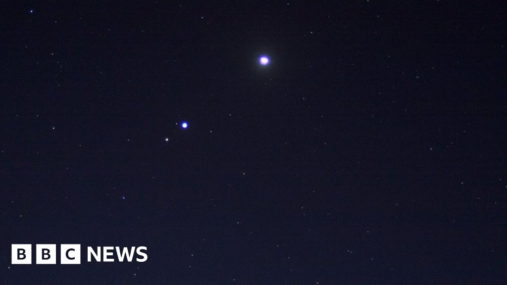 Venus, Jupiter and Mars align for skyline display